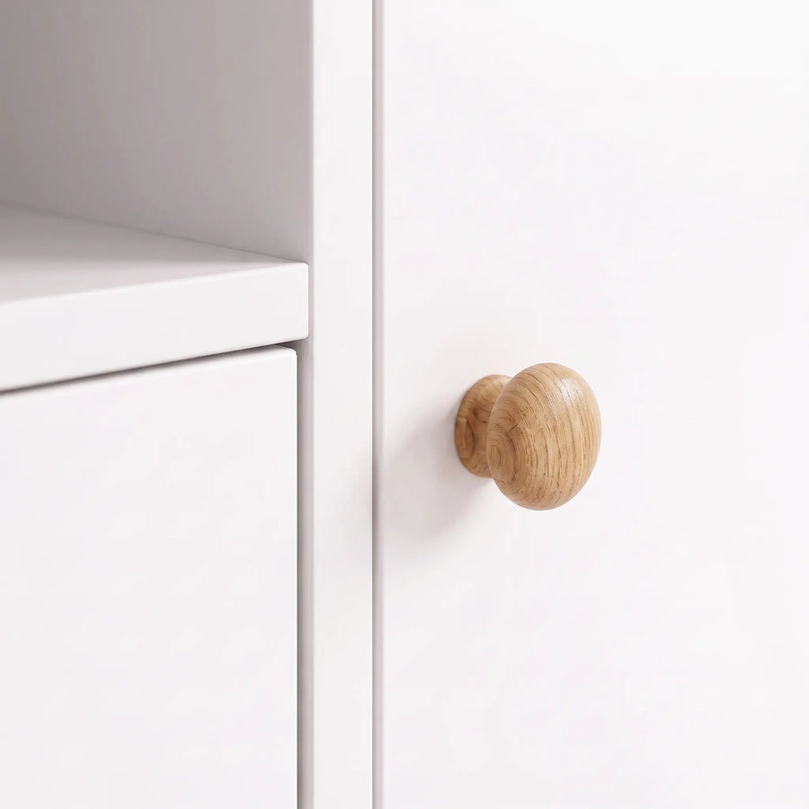 Komoda Mara bijela - detalj drvenih ručki
